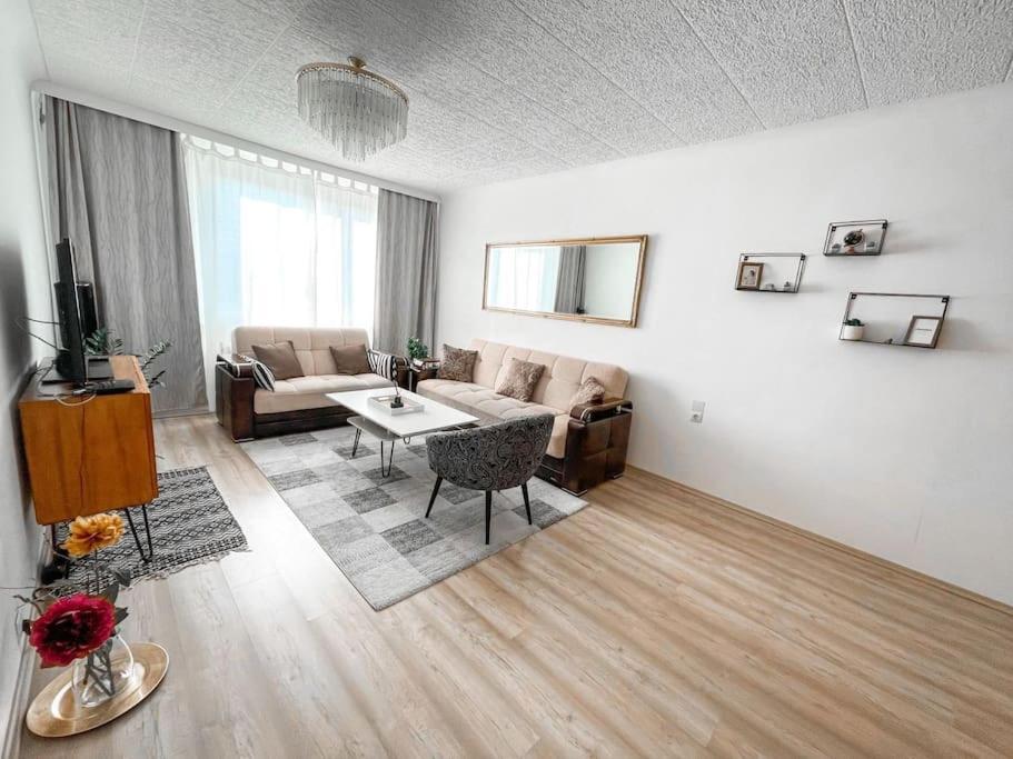 Best Rated Central Apartment Vienna - Ac, Wifi, 24H7Days Self Check-In, Board Games, Netflix Экстерьер фото