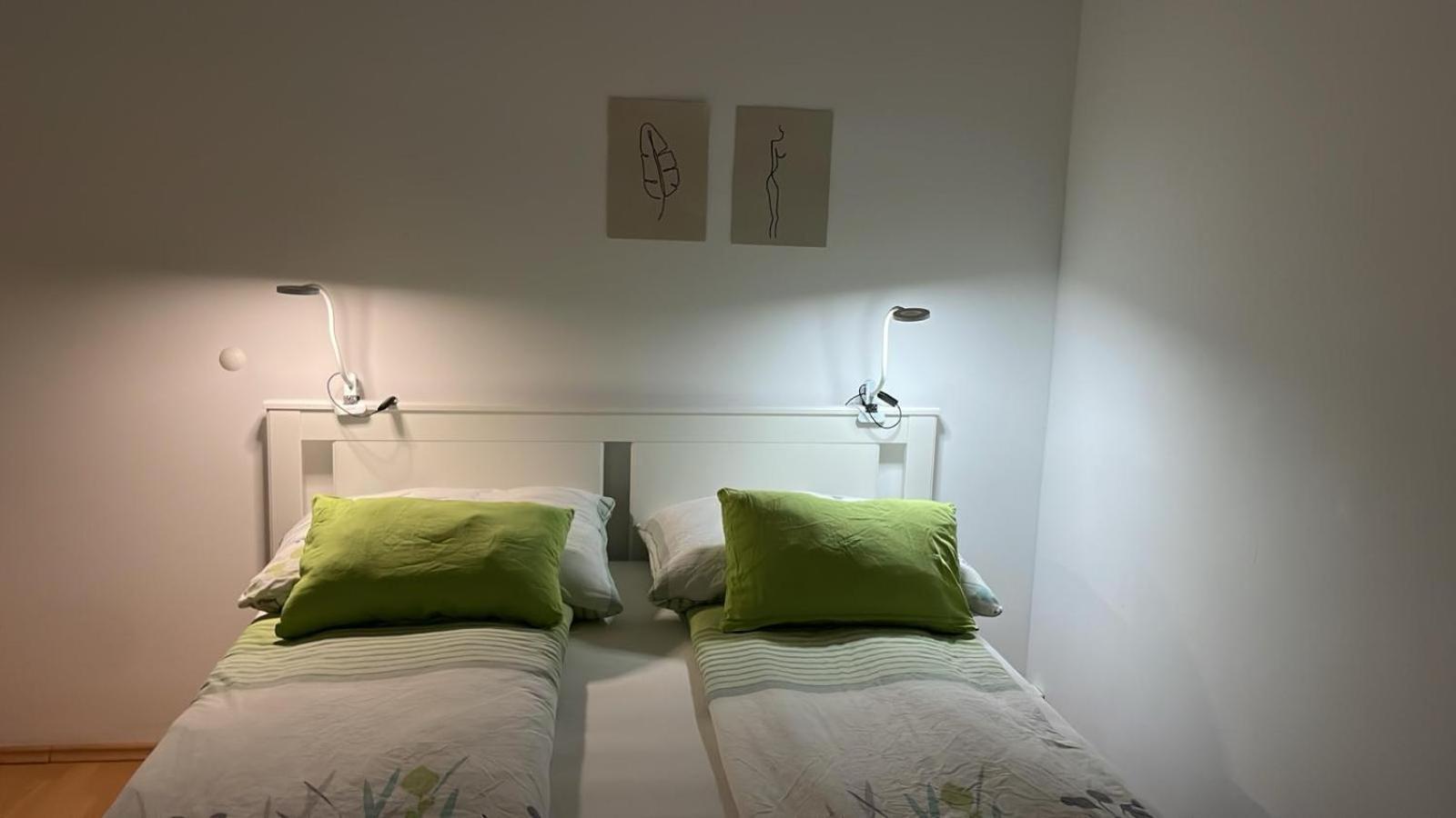 Best Rated Central Apartment Vienna - Ac, Wifi, 24H7Days Self Check-In, Board Games, Netflix Экстерьер фото